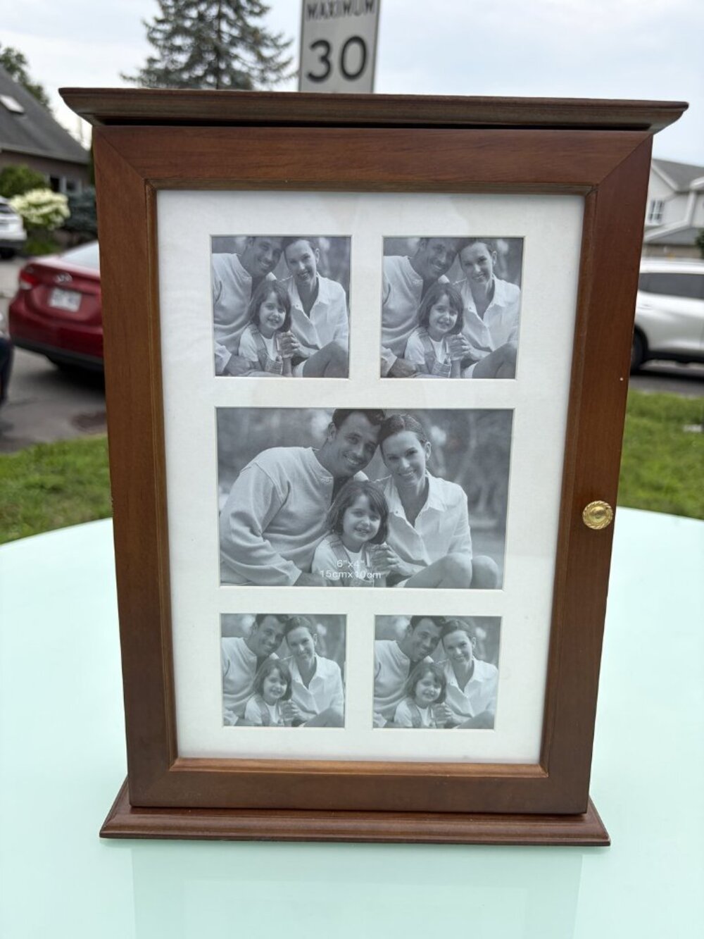 Wooden Wall Key Cabinet Brown Photo Frame Front, 11-Hook Organizer